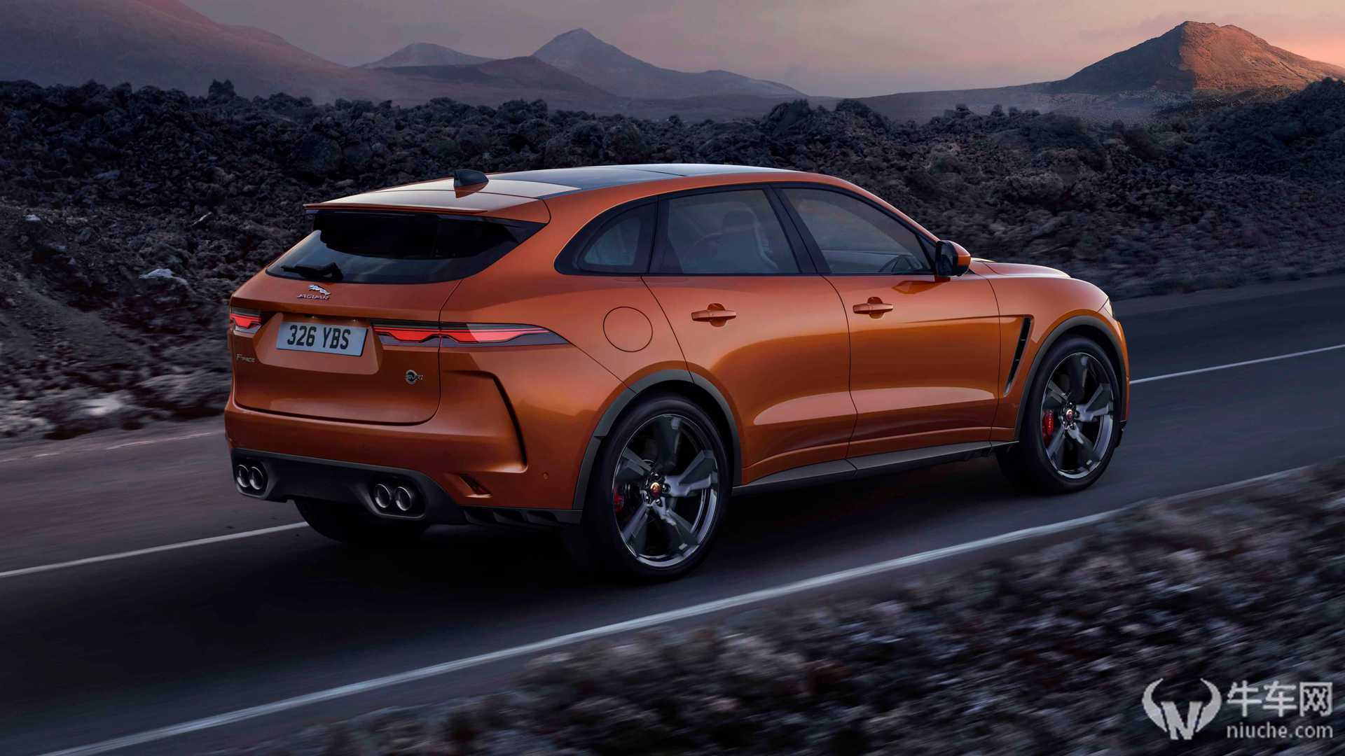 2021捷豹f-pace svr 550匹 700牛米 加速3.8秒破百