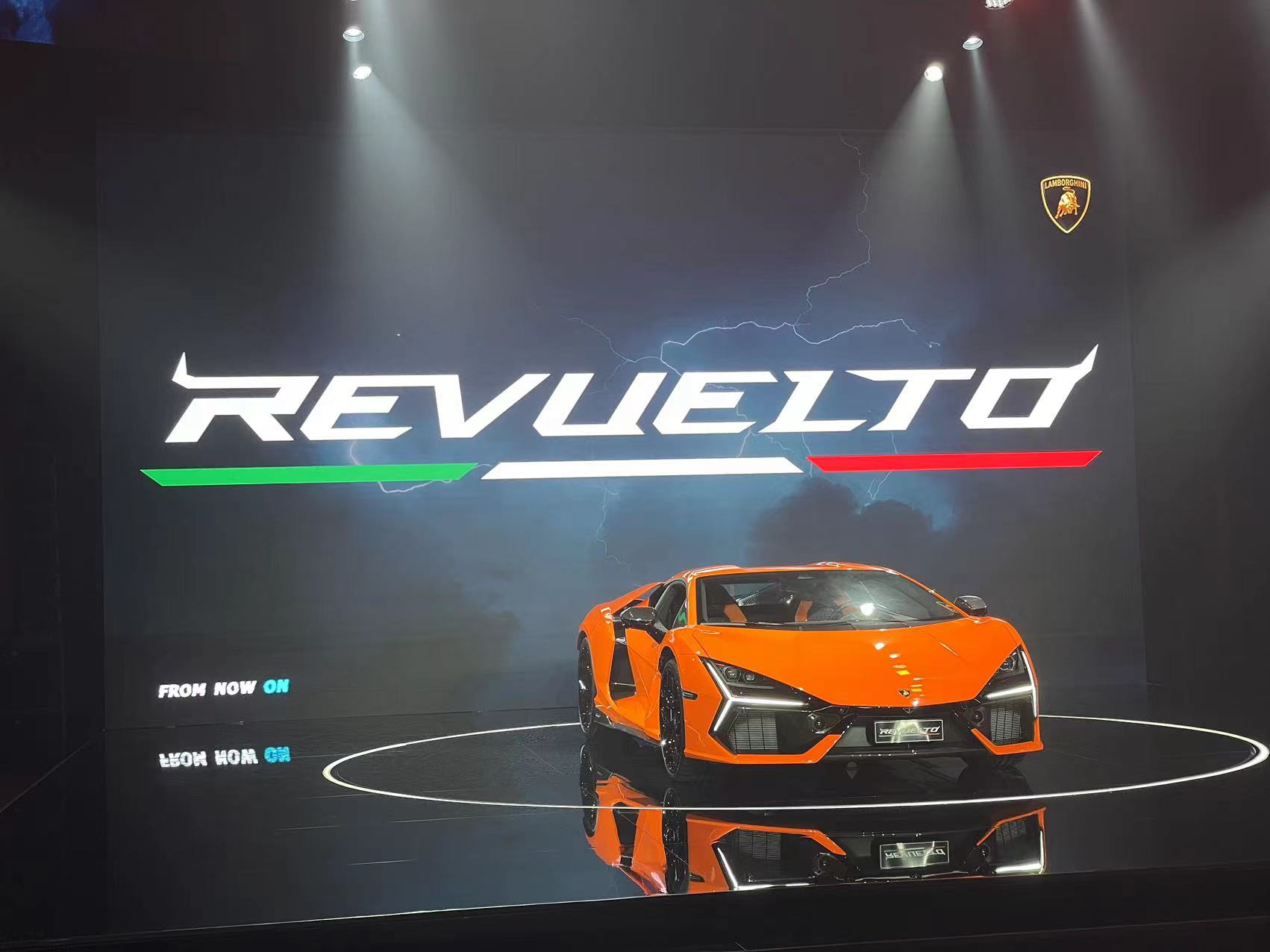 蘭博基尼全新Revuelto北京發布，品牌邁入電動化戰略第二階段