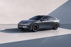 限时13.99万元起，同级唯一激光雷达四驱轿跑正式上市