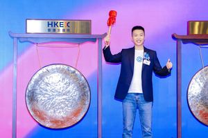 物理AI第一股Momenta今日挂牌港交所，以世界模型激发物理AI的“GPT时刻”