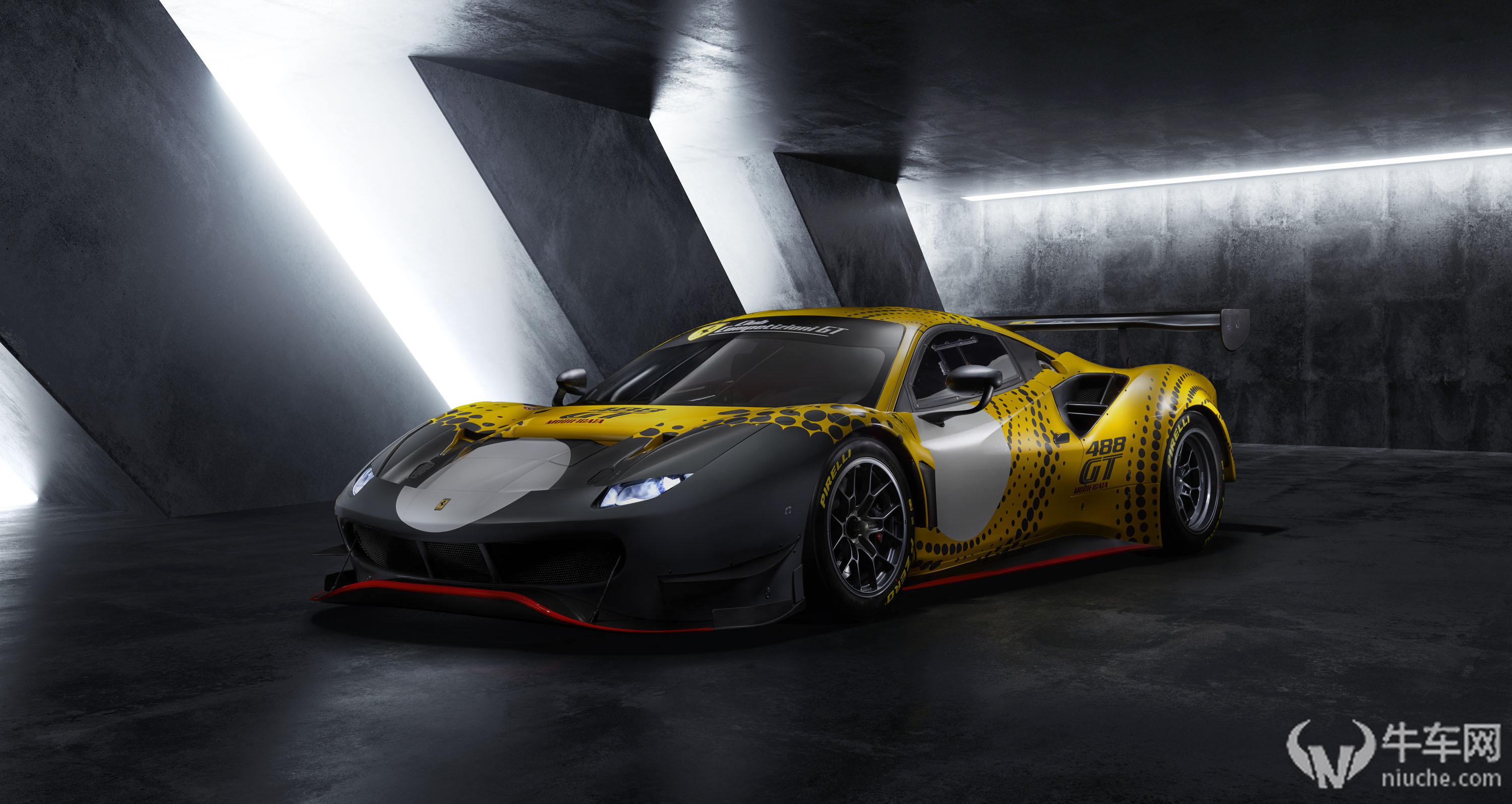 法拉利488gtmodificata定制版赛车可参加法拉利俱乐部活动