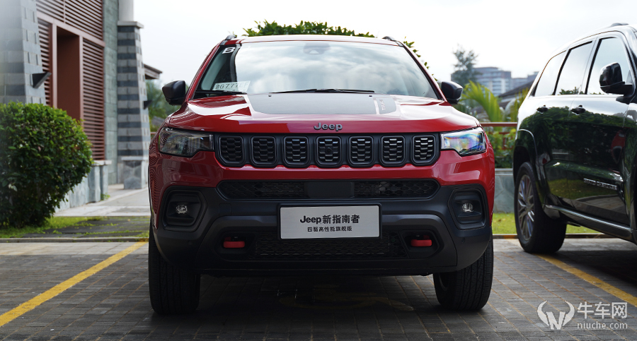 鹏哥聊车合资智能车联追上国产品牌了试驾jeep新指南者