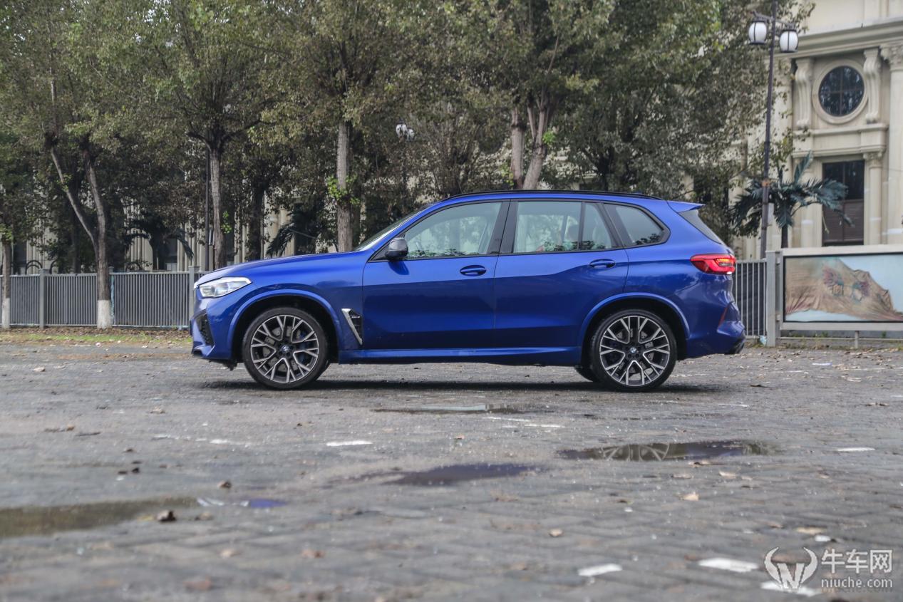 44t的动力能带来多少乐趣试驾宝马x5m