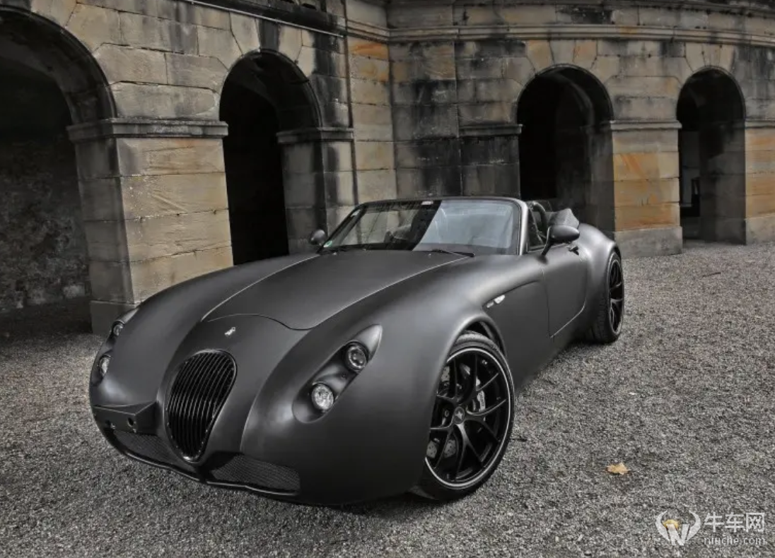 威兹曼首款电动敞篷跑车双电机29秒破百