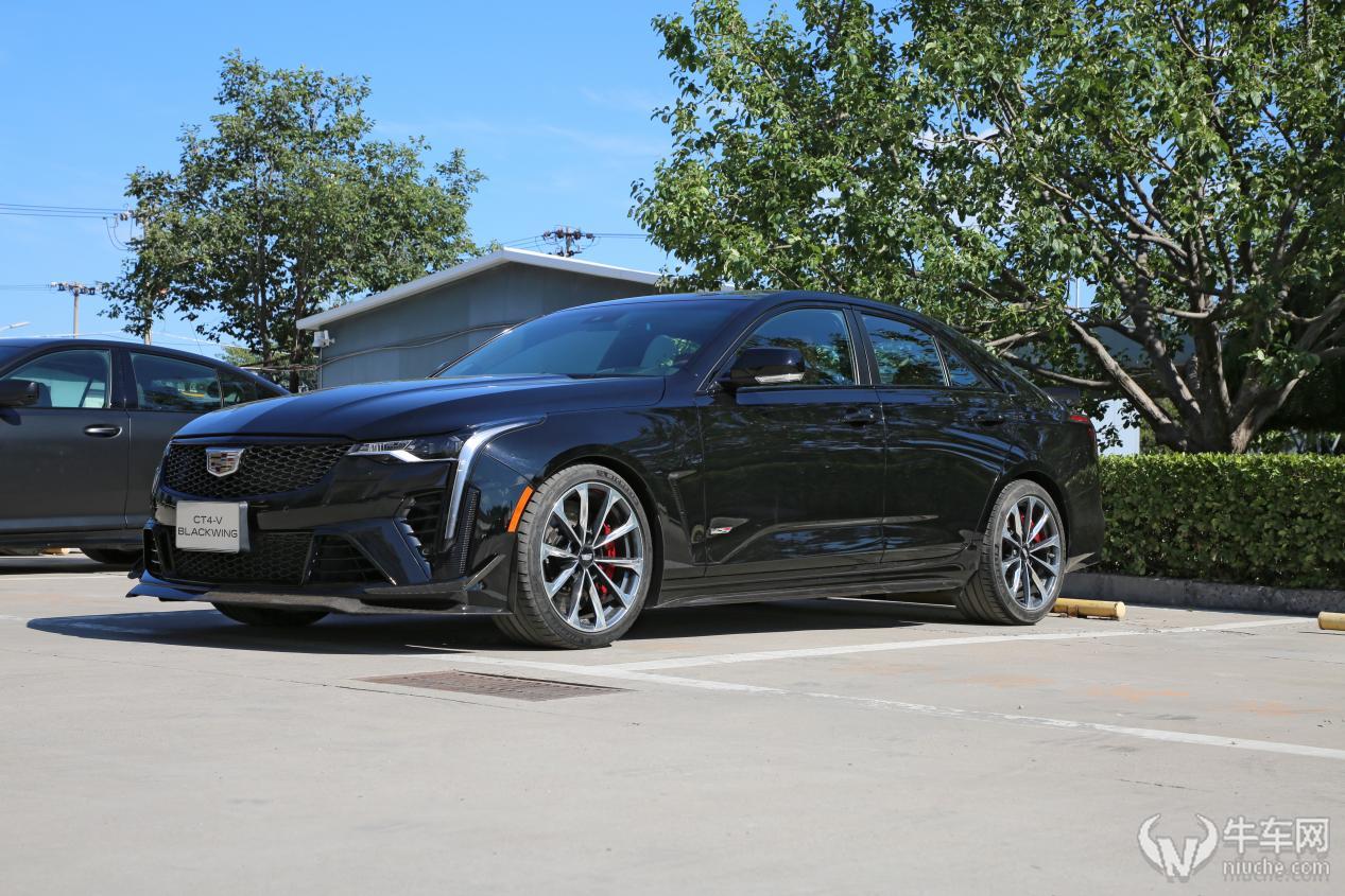 美系高性能巅峰 实拍凯迪拉克ct4/ct5-v blackwing