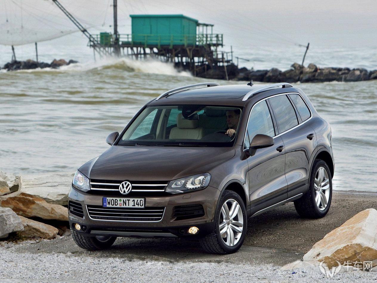 旗舰身份从未被撼动 回顾大众途锐20年发展历程 - 牛车网