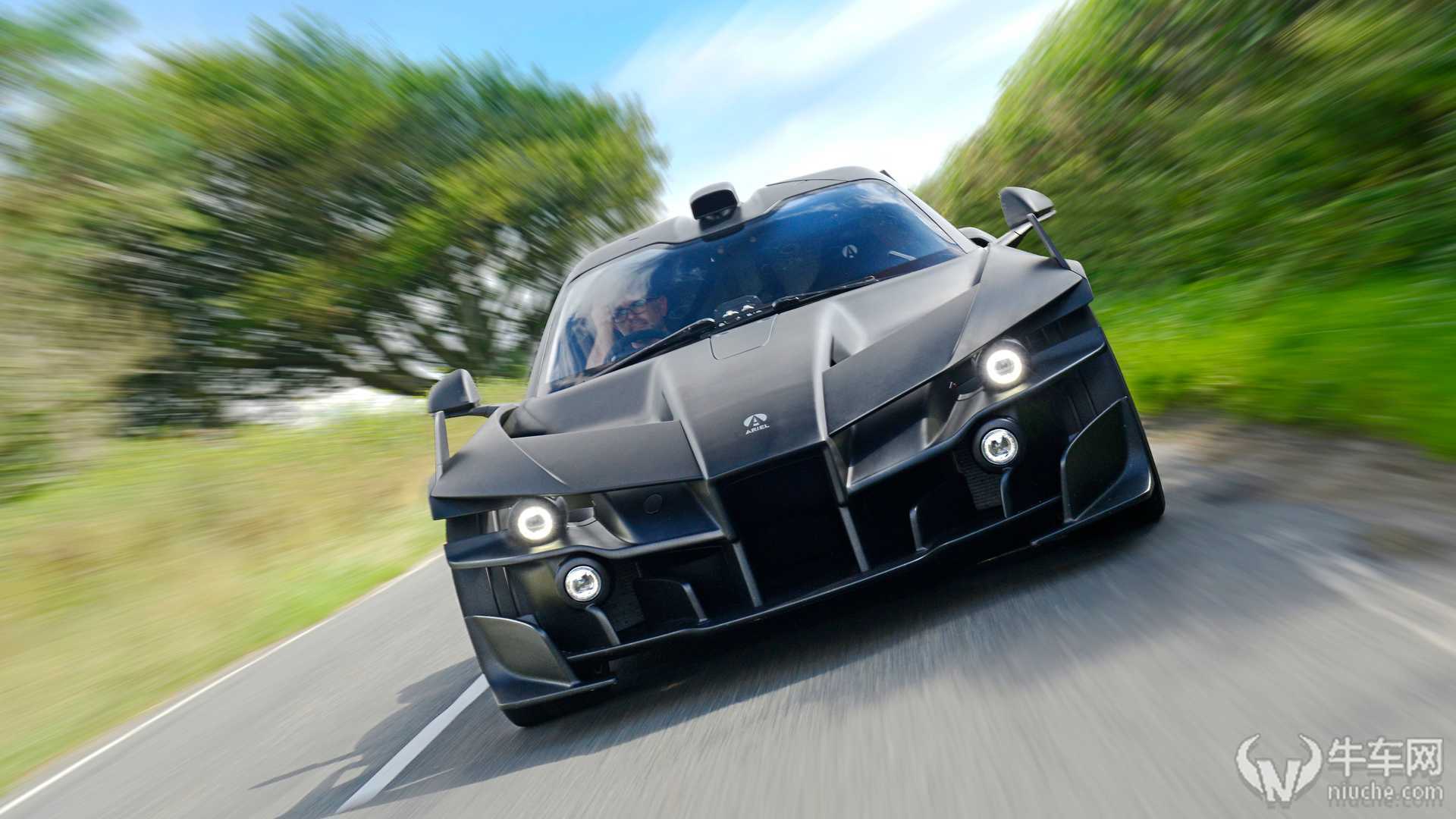 英国小众超跑售价790万内1180匹纯电动配四电机