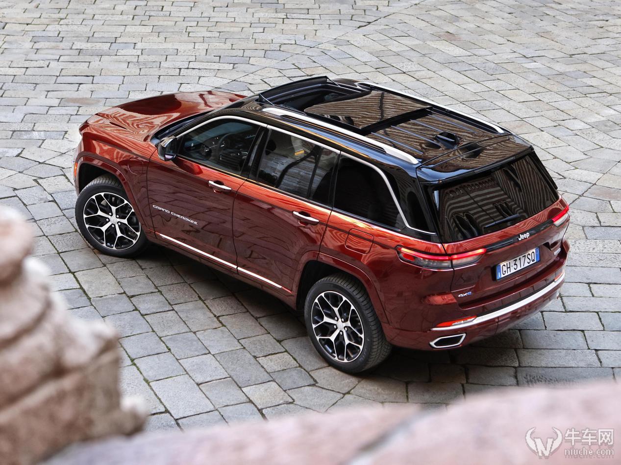 售价64997499万元全新jeep大切诺基4xe正式上市