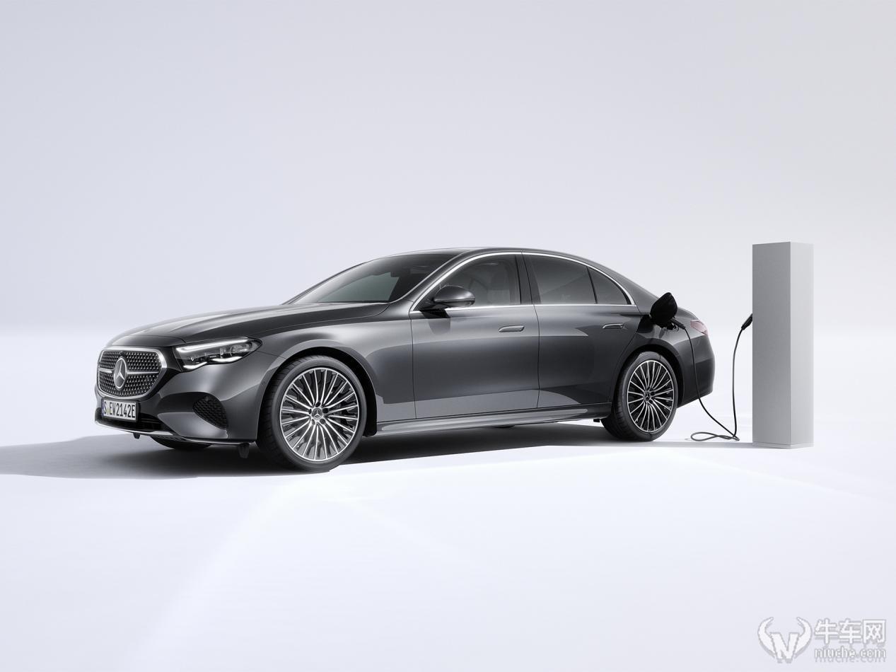 2023慕尼黑车展全新奔驰e级插电混动版首发亮相
